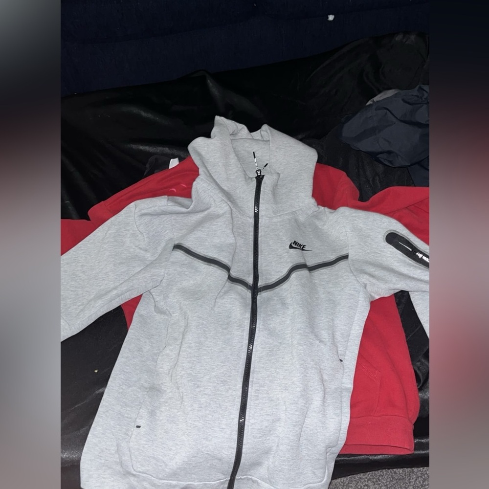 Grey Nike tech